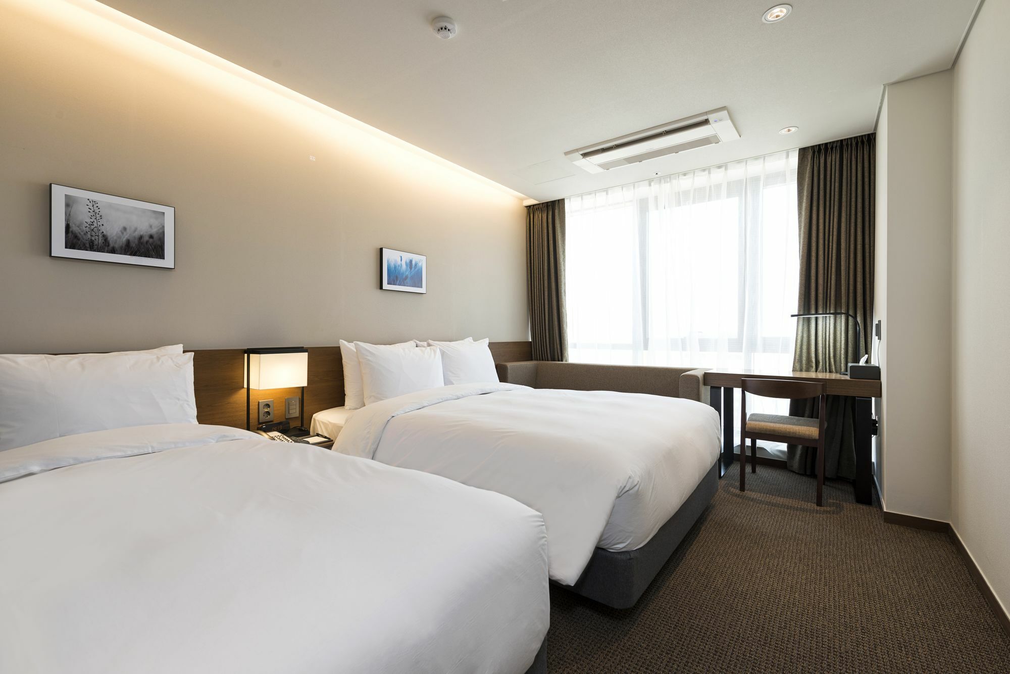 Ramada Encore By Wyndham Busan Haeundae Экстерьер фото